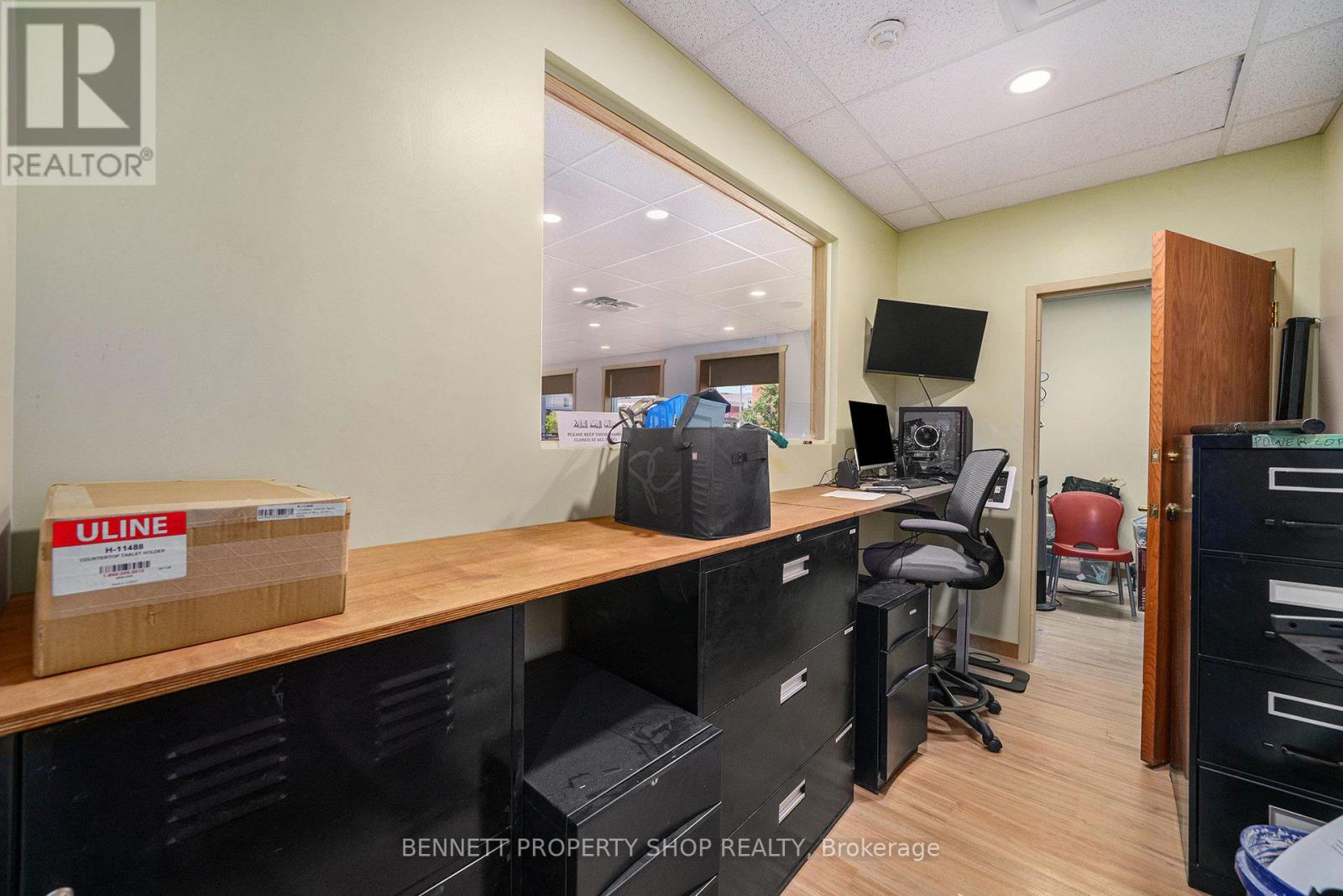 2871 St. Joseph Boulevard, Ottawa, Ontario  K1C 1G8 - Photo 18 - X12270129