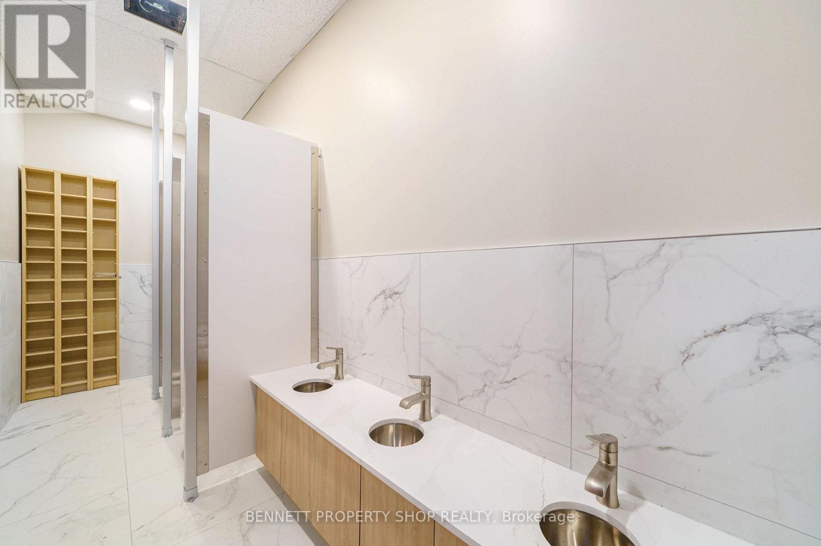 2871 St. Joseph Boulevard, Ottawa, Ontario  K1C 1G8 - Photo 20 - X12270129