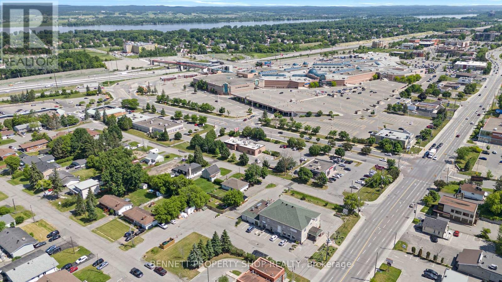 2871 St. Joseph Boulevard, Ottawa, Ontario  K1C 1G8 - Photo 44 - X12270129