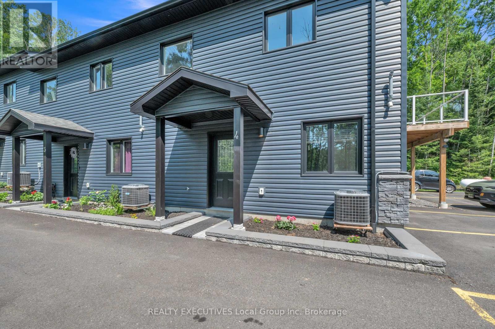 4 - 1278 VILLAGE ROAD, East Ferris, Ontario