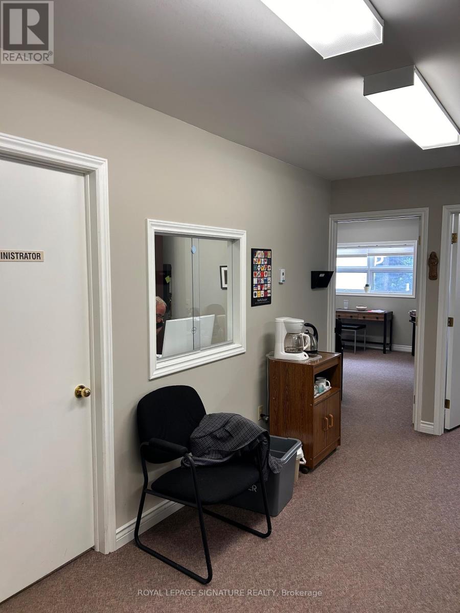 140 Bruce Street S, Blue Mountains, Ontario  N0H 2P0 - Photo 7 - X12269863
