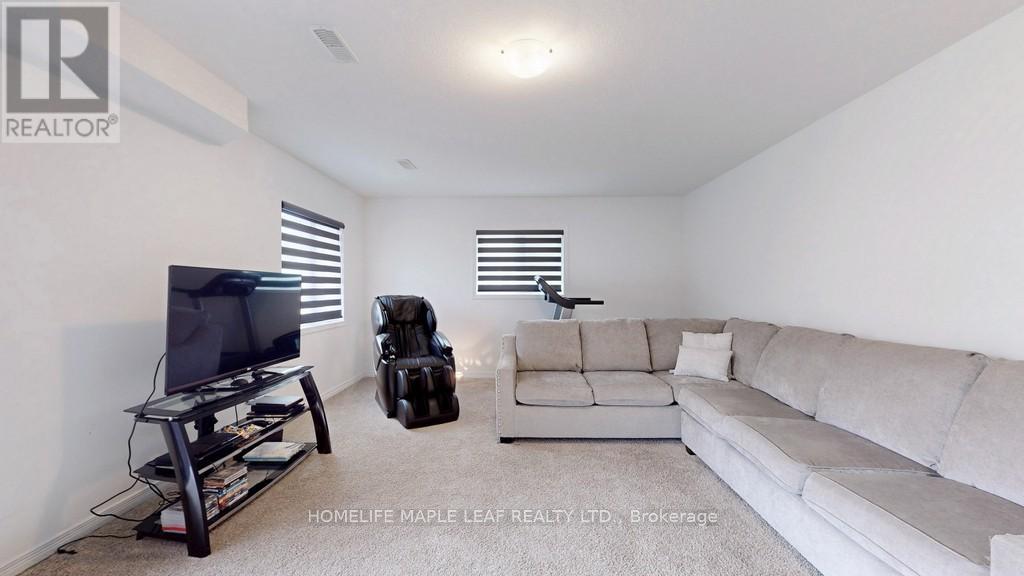 59 Saddlebrook Court, Kitchener, Ontario  N2R 0P6 - Photo 32 - X12269891
