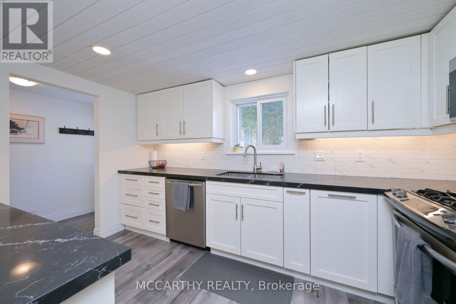 681141 260 Side Road, Melancthon, Ontario  L9V 2M7 - Photo 16 - X12269906