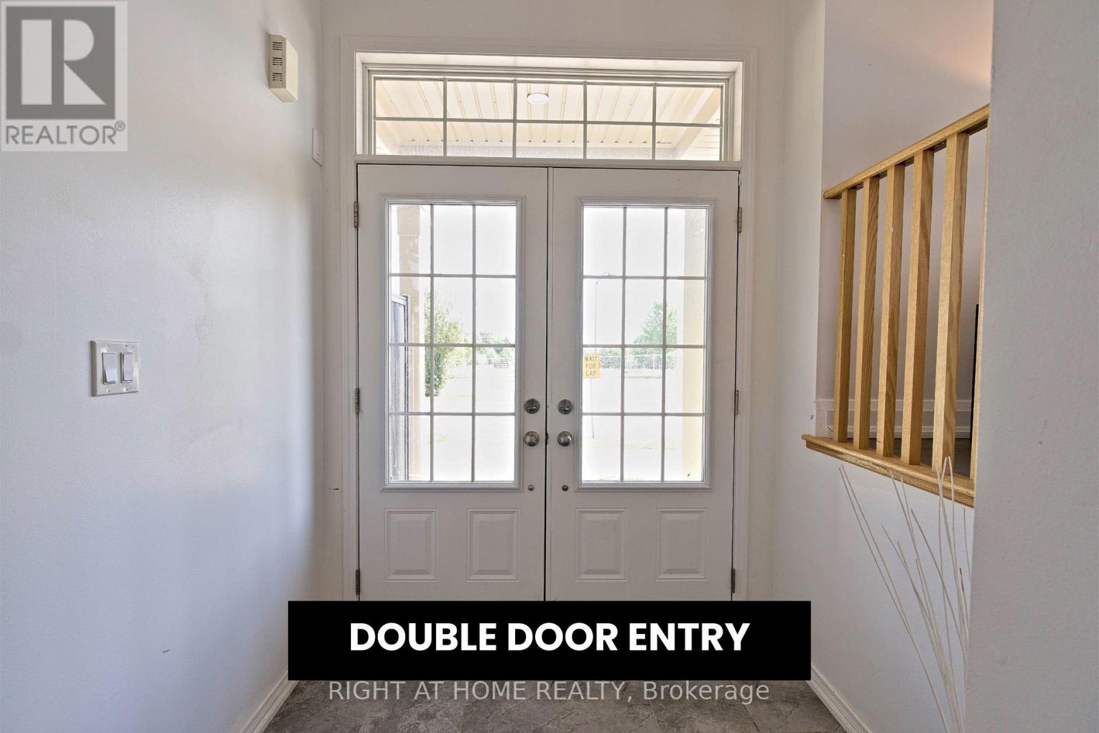 324 Britannia Avenue W, Oshawa (Windfields), Ontario  L1L 0L6 - Photo 4 - E12269971