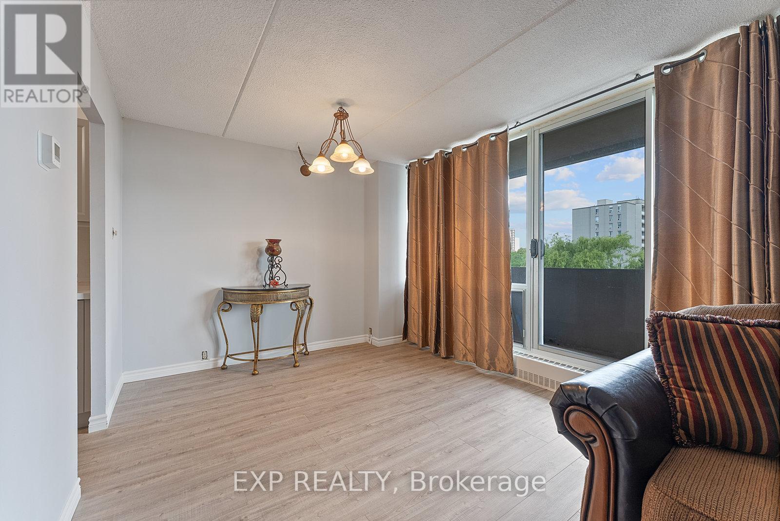 612 - 2 Glamorgan Avenue, Toronto (Dorset Park), Ontario  M1P 2M8 - Photo 10 - E12269989