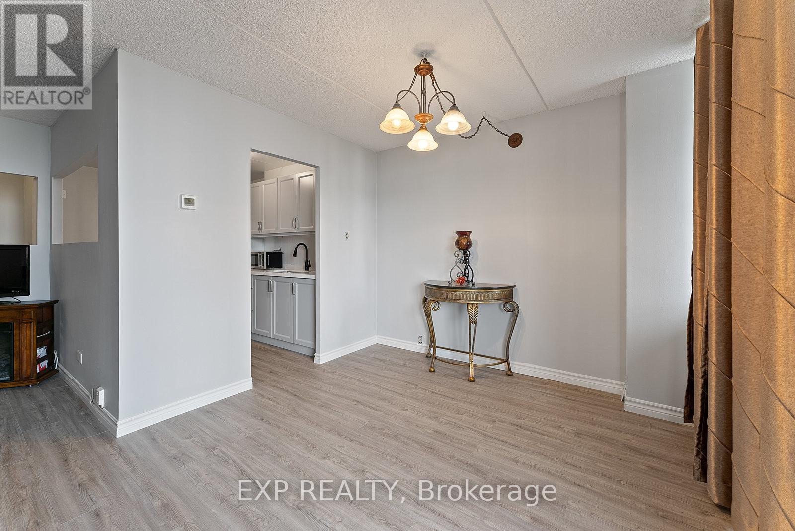612 - 2 Glamorgan Avenue, Toronto (Dorset Park), Ontario  M1P 2M8 - Photo 11 - E12269989