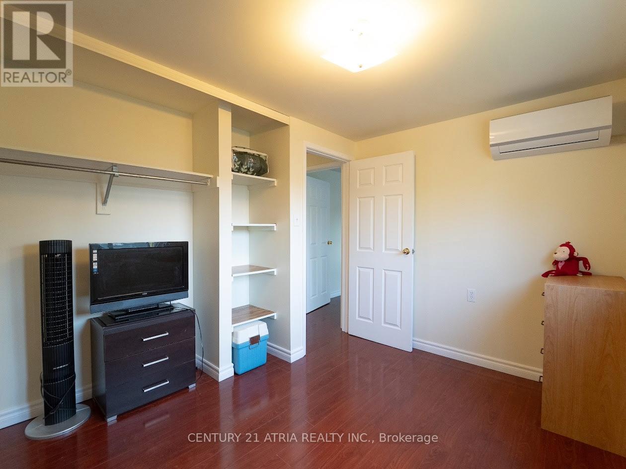 61 Wiggens Court, Toronto, Ontario  M1B 1K3 - Photo 12 - E12269995