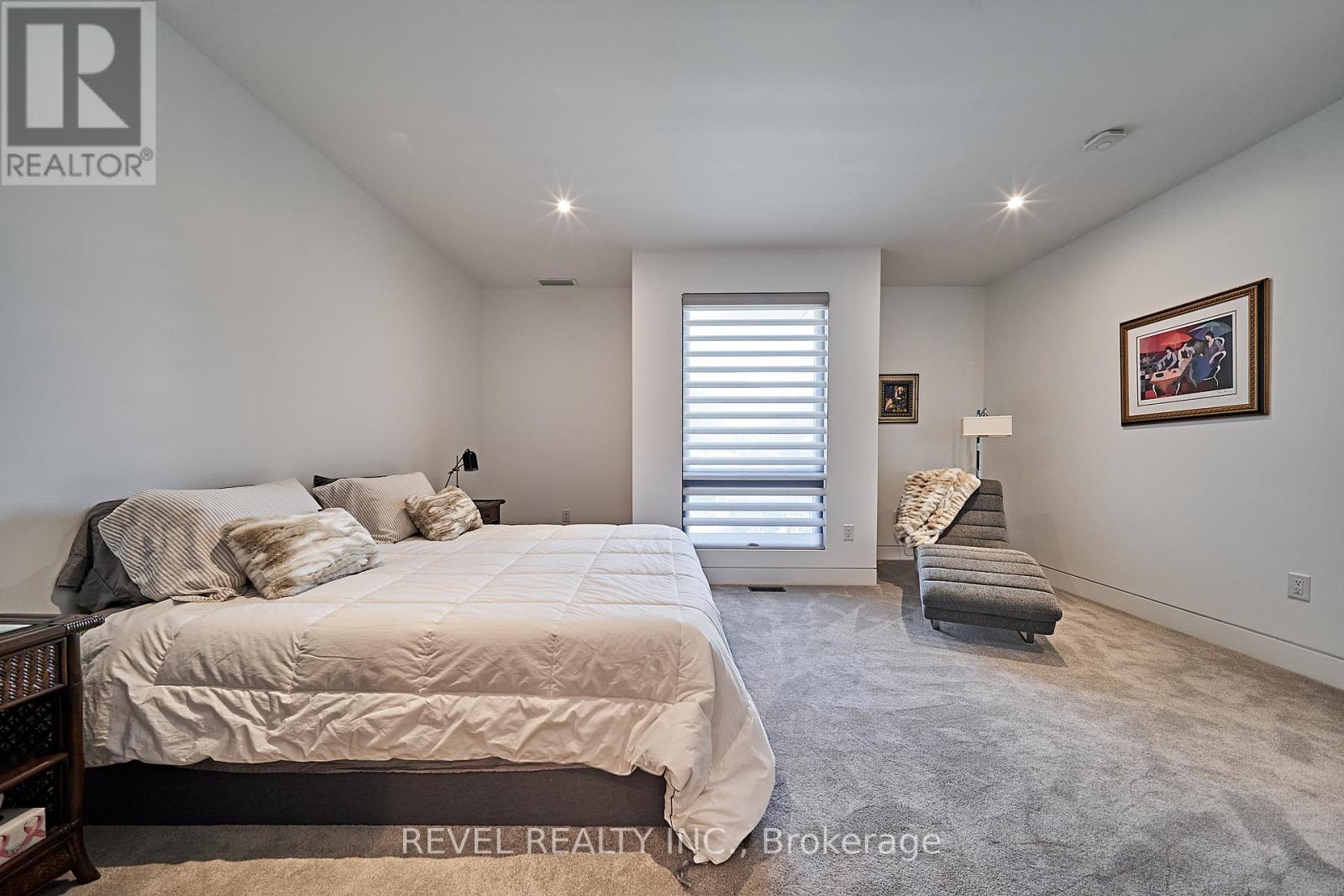 516 Poplar Avenue, Ajax (South East), Ontario  L1S 1G1 - Photo 29 - E12270025
