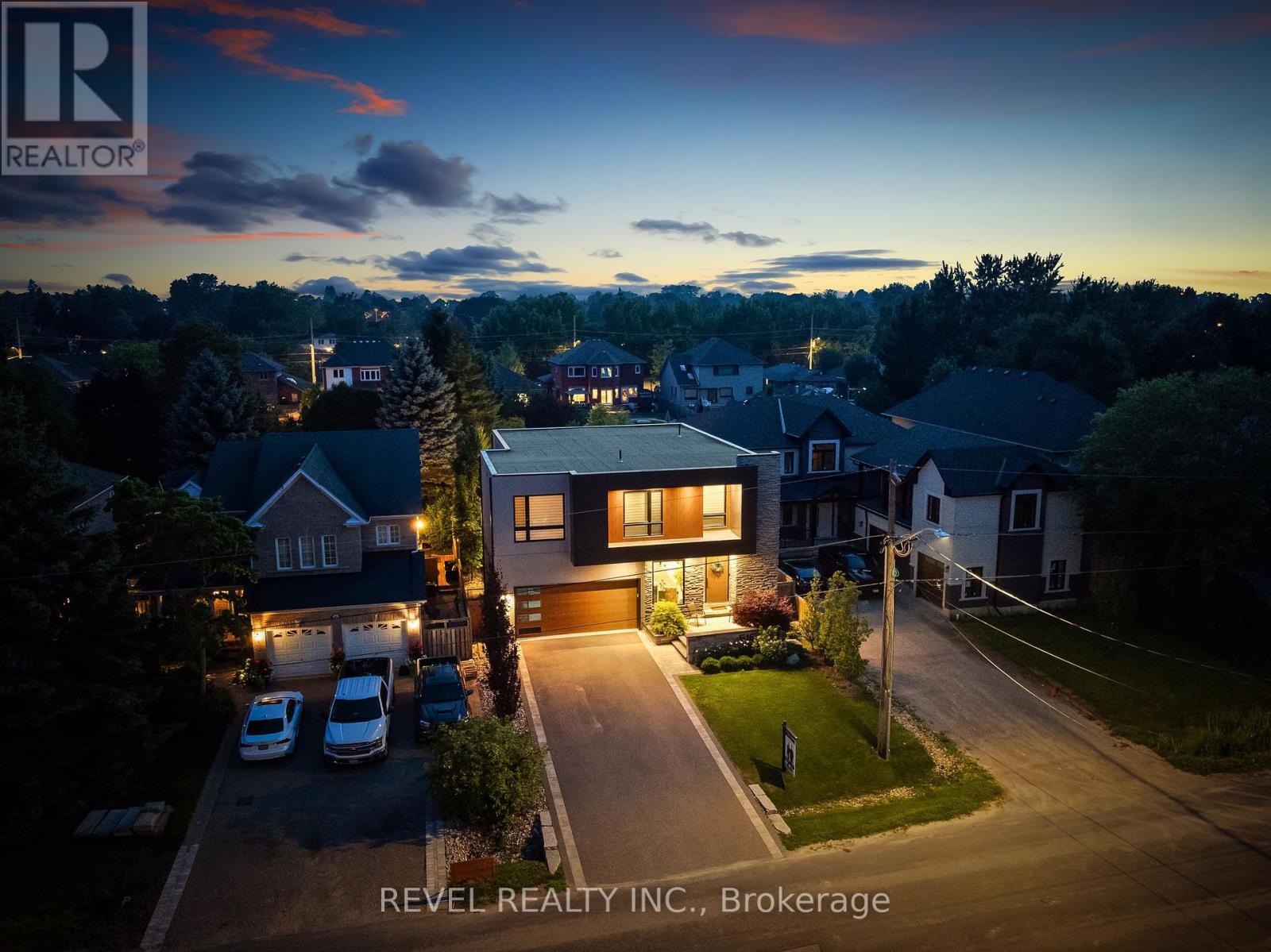 516 Poplar Avenue, Ajax (South East), Ontario  L1S 1G1 - Photo 3 - E12270025