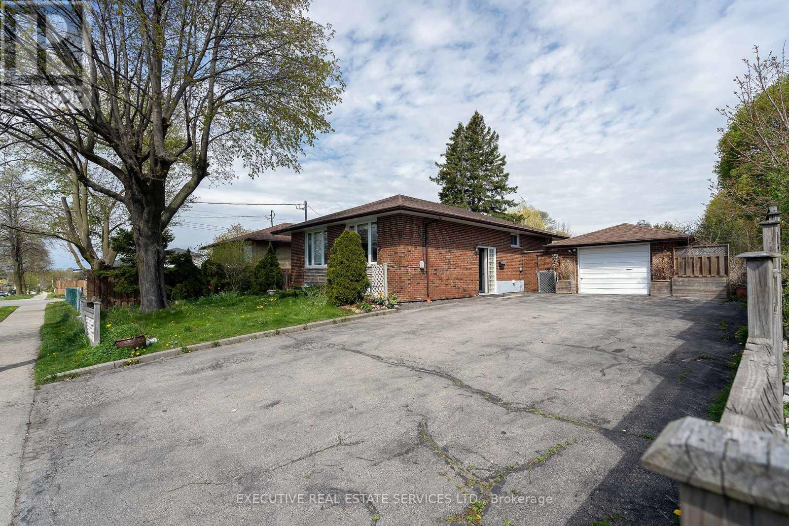 Property at 32 BRIMORTON DRIVE image 4