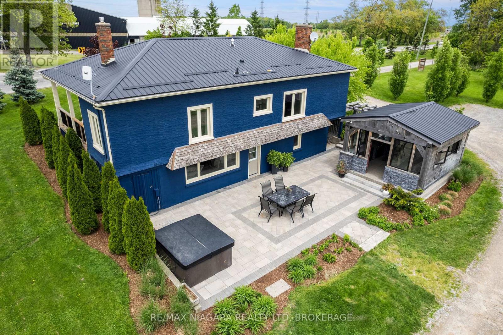 2636 Merrittville Highway, Thorold (Cataract Road), Ontario  L0S 1E6 - Photo 1 - X12267964