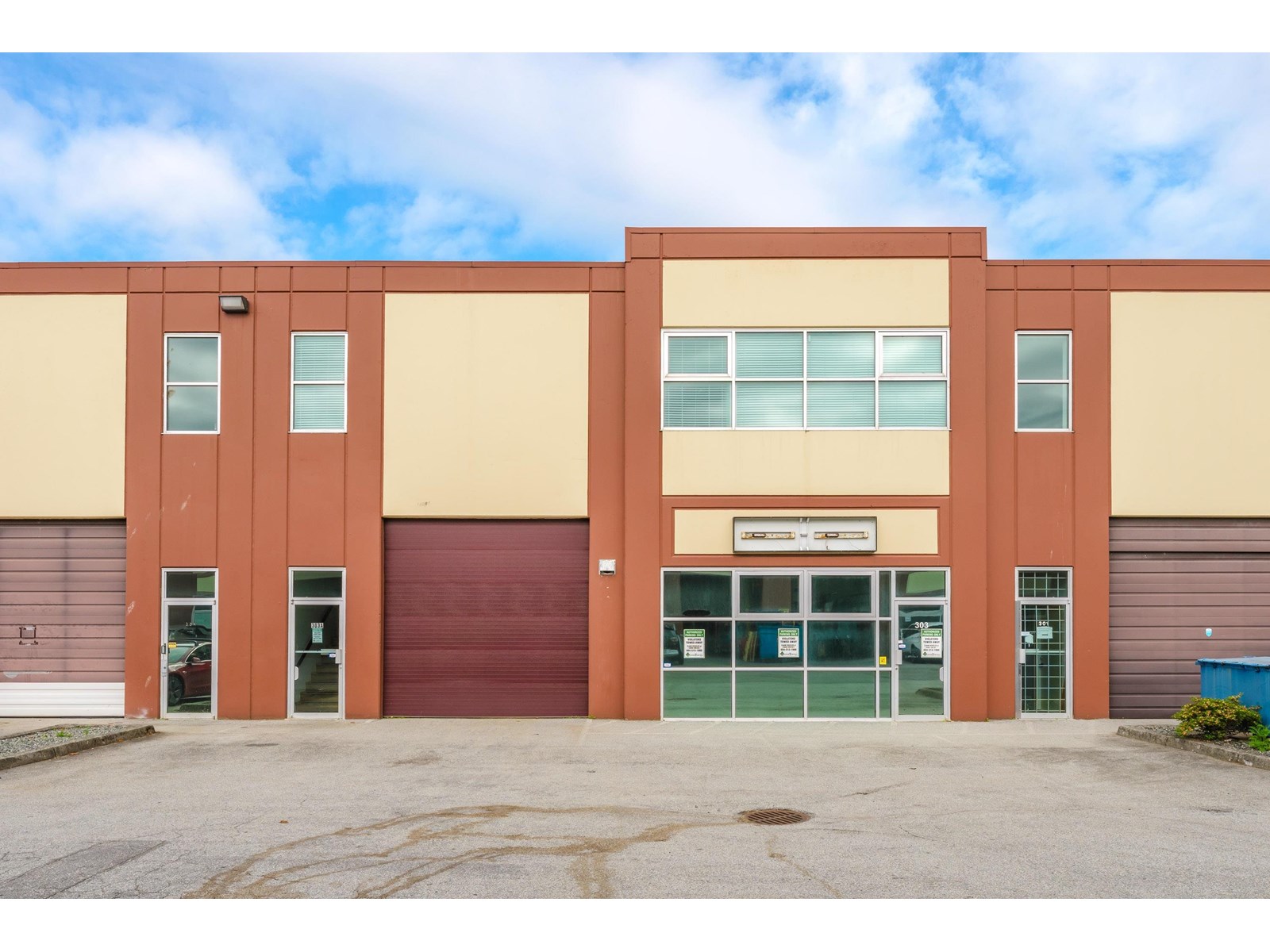 303 17750 65A AVENUE, surrey, British Columbia