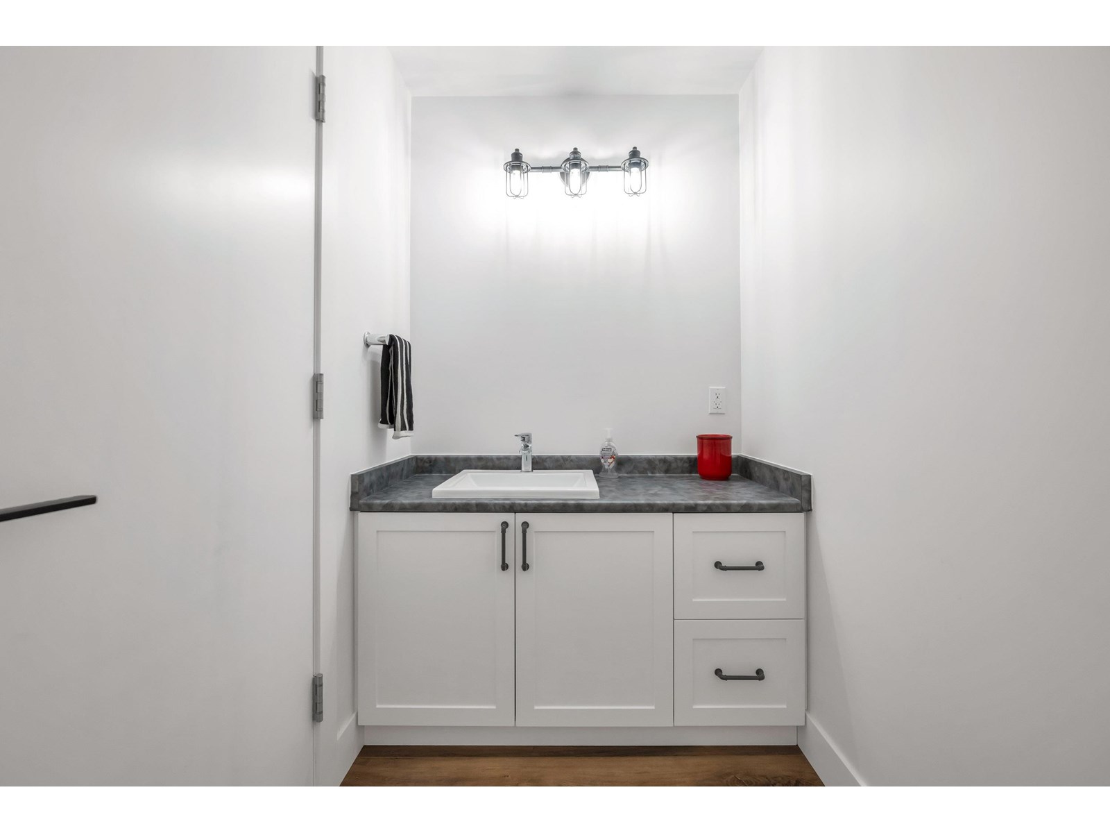 303 17750 65a Avenue, Surrey, British Columbia  V3S 5N4 - Photo 18 - C8070595