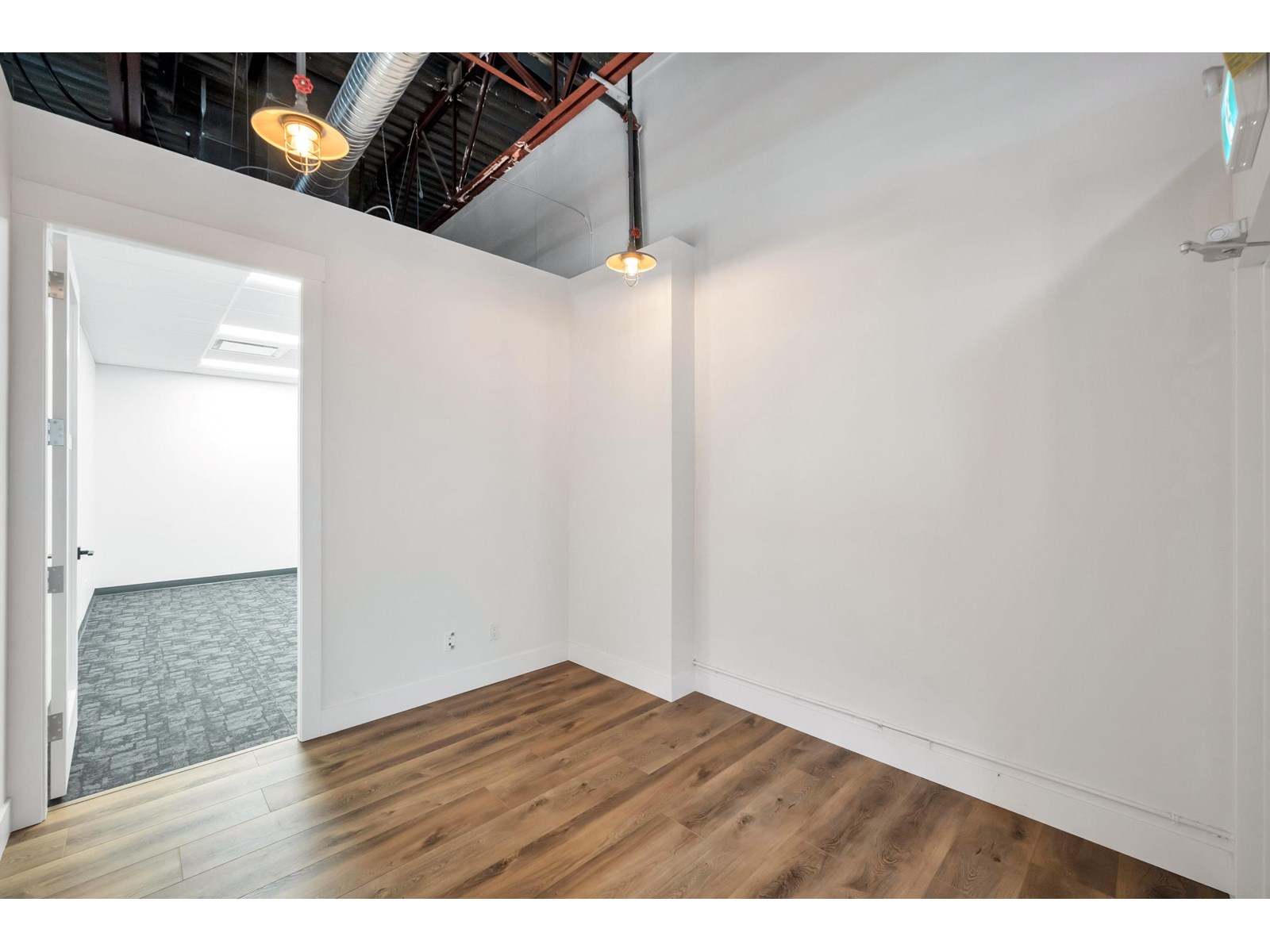 303 17750 65a Avenue, Surrey, British Columbia  V3S 5N4 - Photo 24 - C8070595