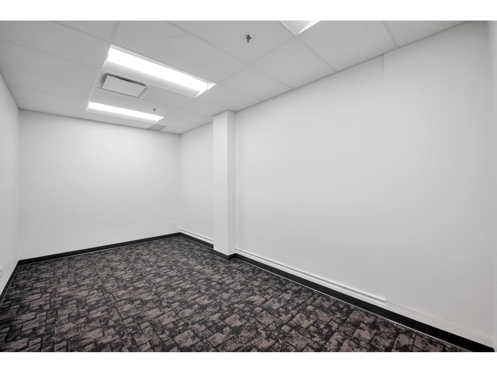 303 17750 65a Avenue, Surrey, British Columbia  V3S 5N4 - Photo 25 - C8070595