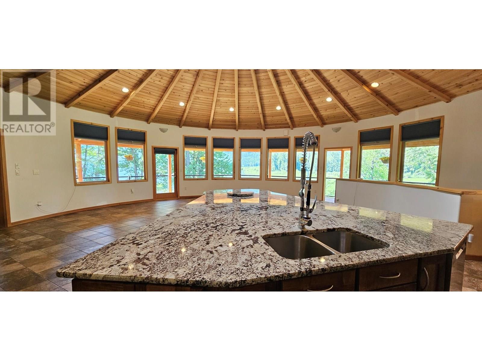 3584 St. Mary Lake Road, Kimberley, British Columbia  V1A 3K5 - Photo 17 - 10353532