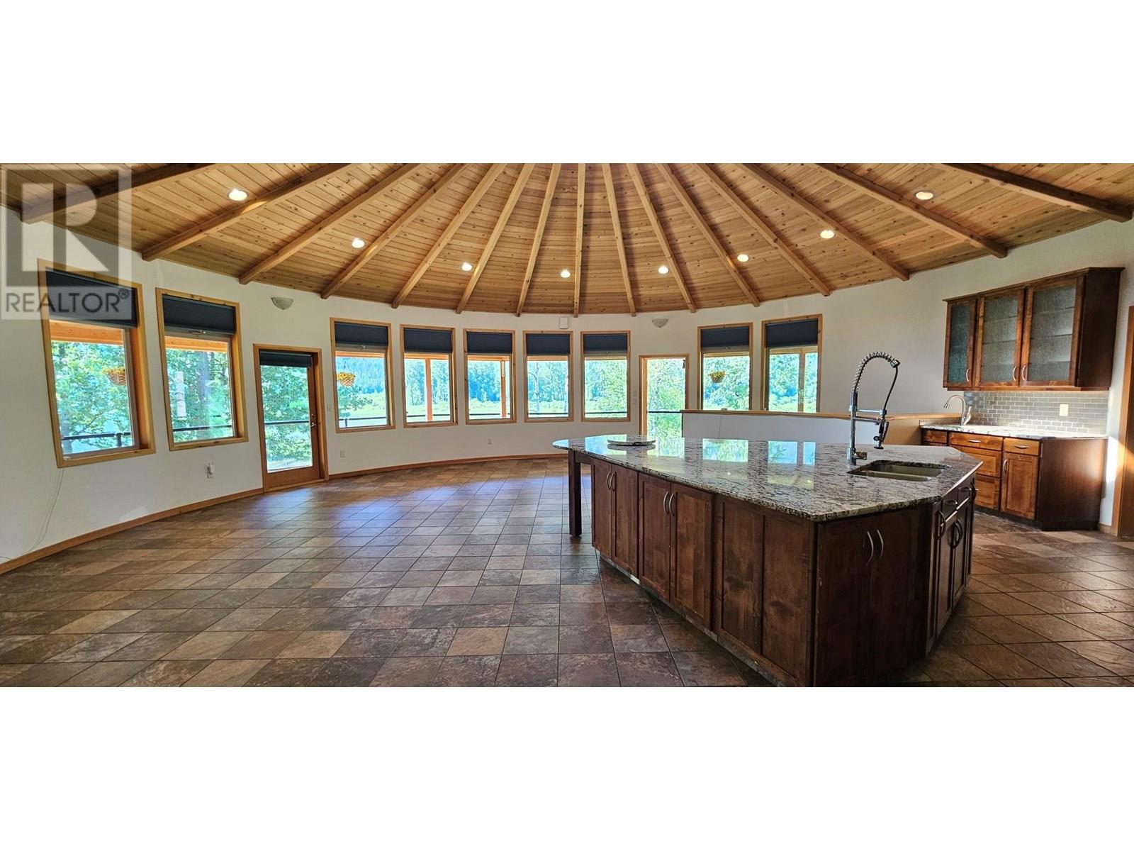 3584 St. Mary Lake Road, Kimberley, British Columbia  V1A 3K5 - Photo 3 - 10353532