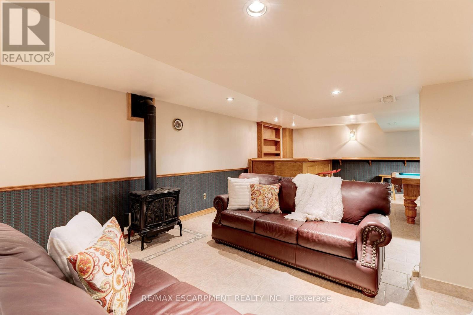224 Glenholme Avenue, Hamilton (Winona), Ontario  L8E 5K1 - Photo 20 - X12269982
