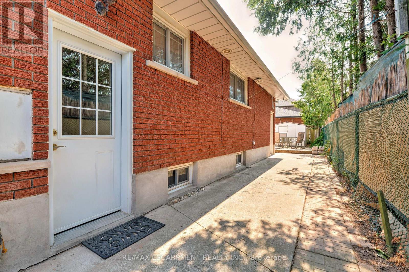 224 Glenholme Avenue, Hamilton (Winona), Ontario  L8E 5K1 - Photo 27 - X12269982