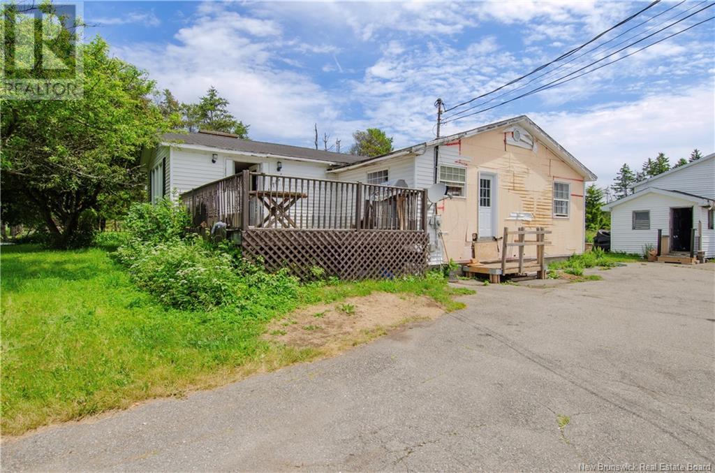 Property at 1444 Grandview Avenue image 1