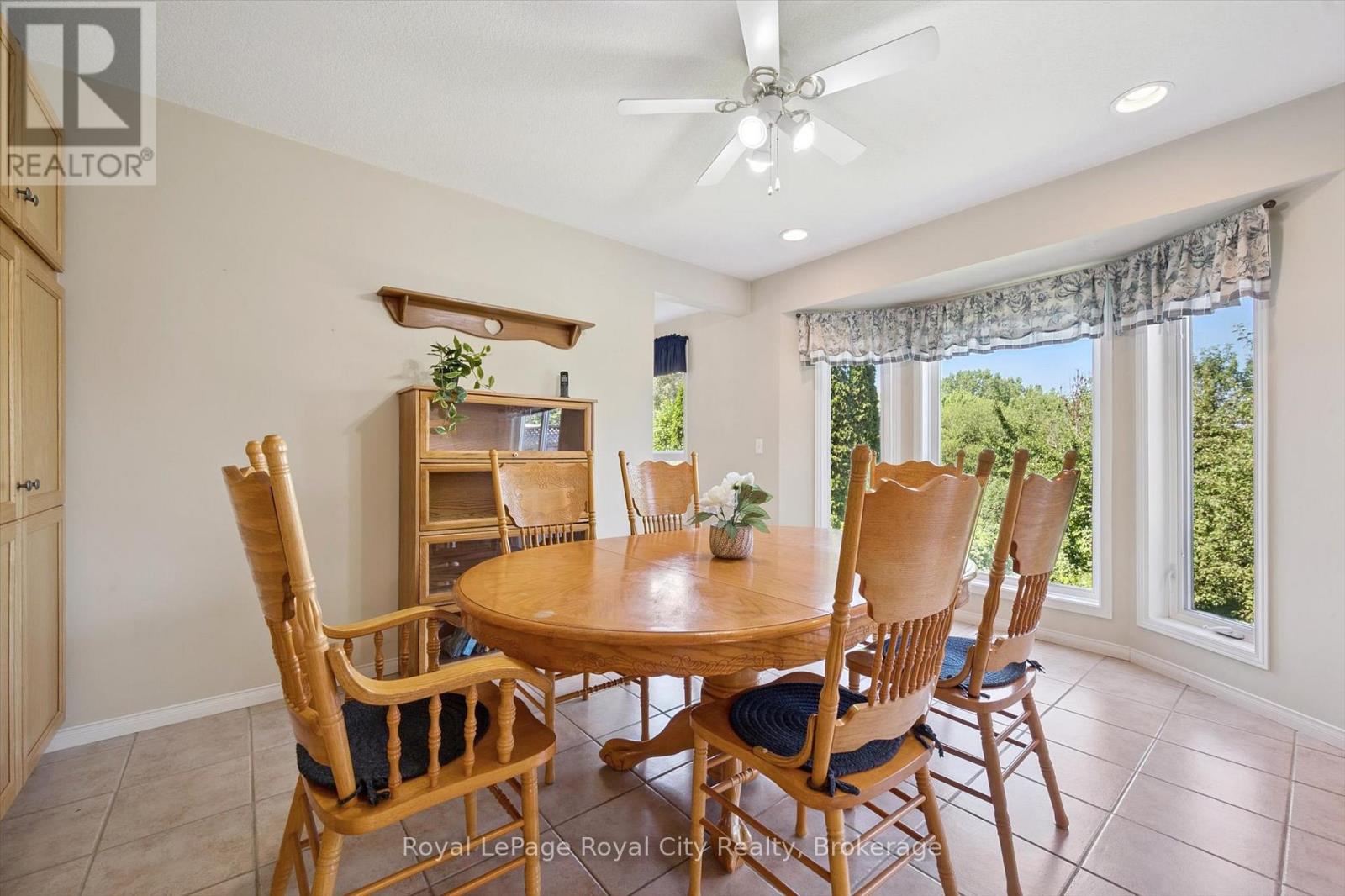347 Starwood Drive, Guelph, Ontario  N1E 7A1 - Photo 16 - X12270154