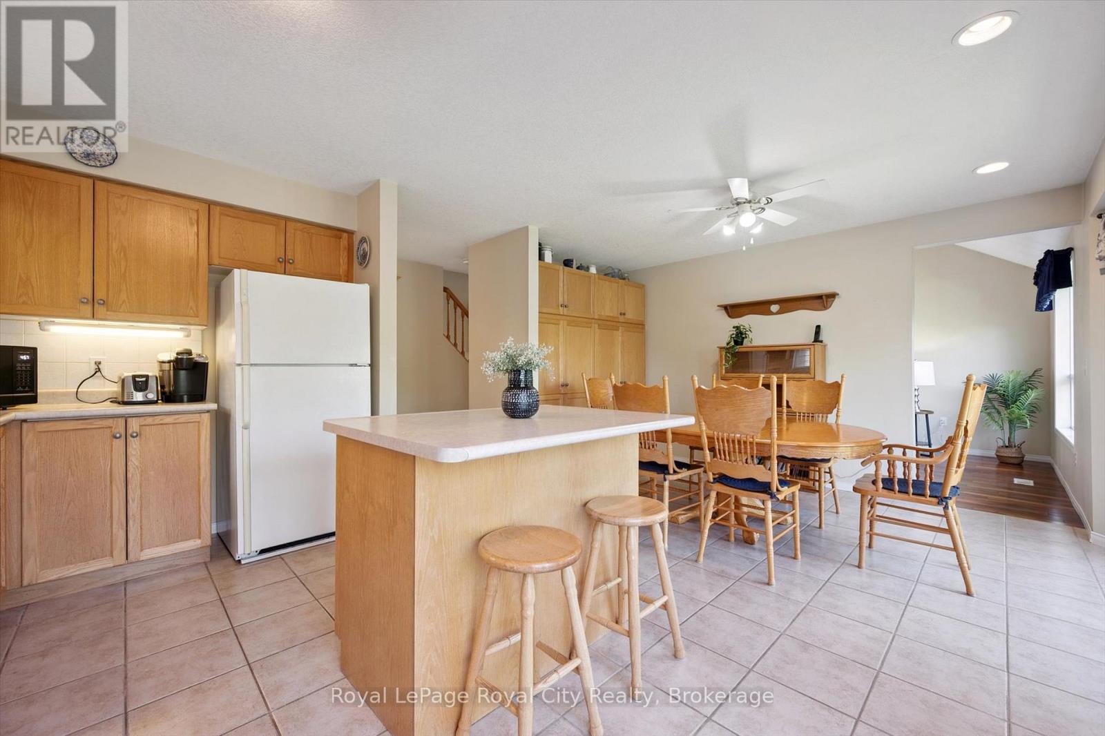 347 Starwood Drive, Guelph, Ontario  N1E 7A1 - Photo 24 - X12270154