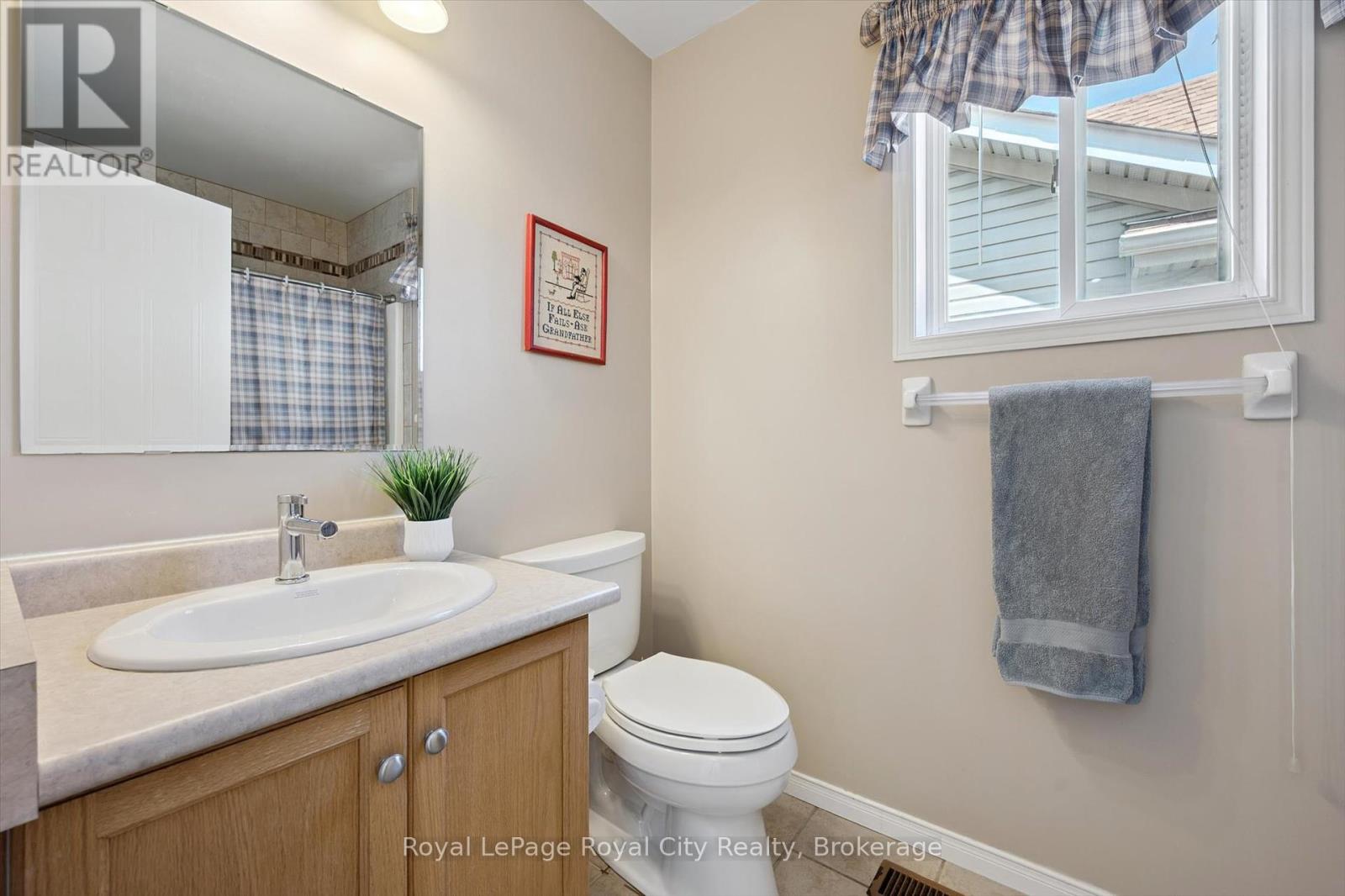 347 Starwood Drive, Guelph, Ontario  N1E 7A1 - Photo 29 - X12270154