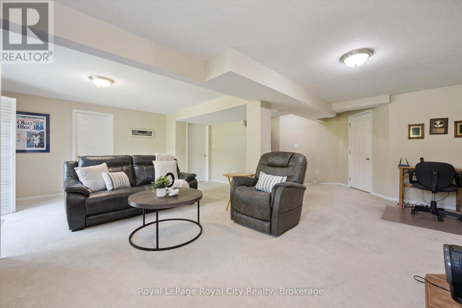 347 Starwood Drive, Guelph, Ontario  N1E 7A1 - Photo 38 - X12270154