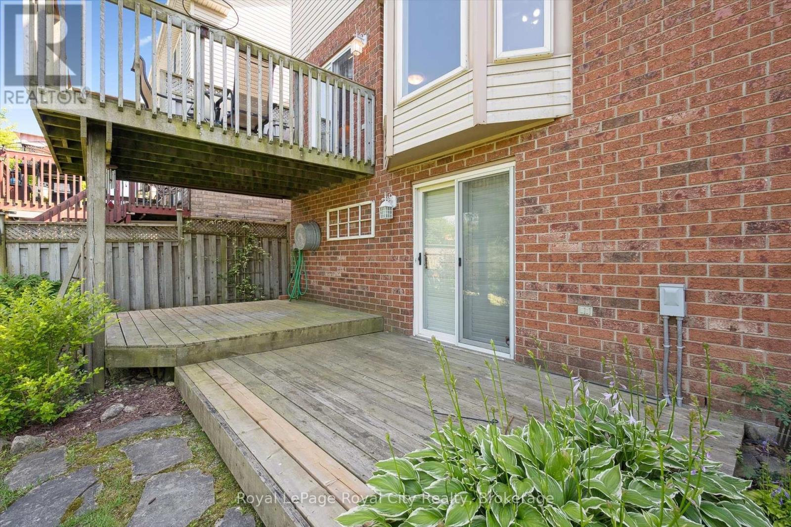 347 Starwood Drive, Guelph, Ontario  N1E 7A1 - Photo 48 - X12270154
