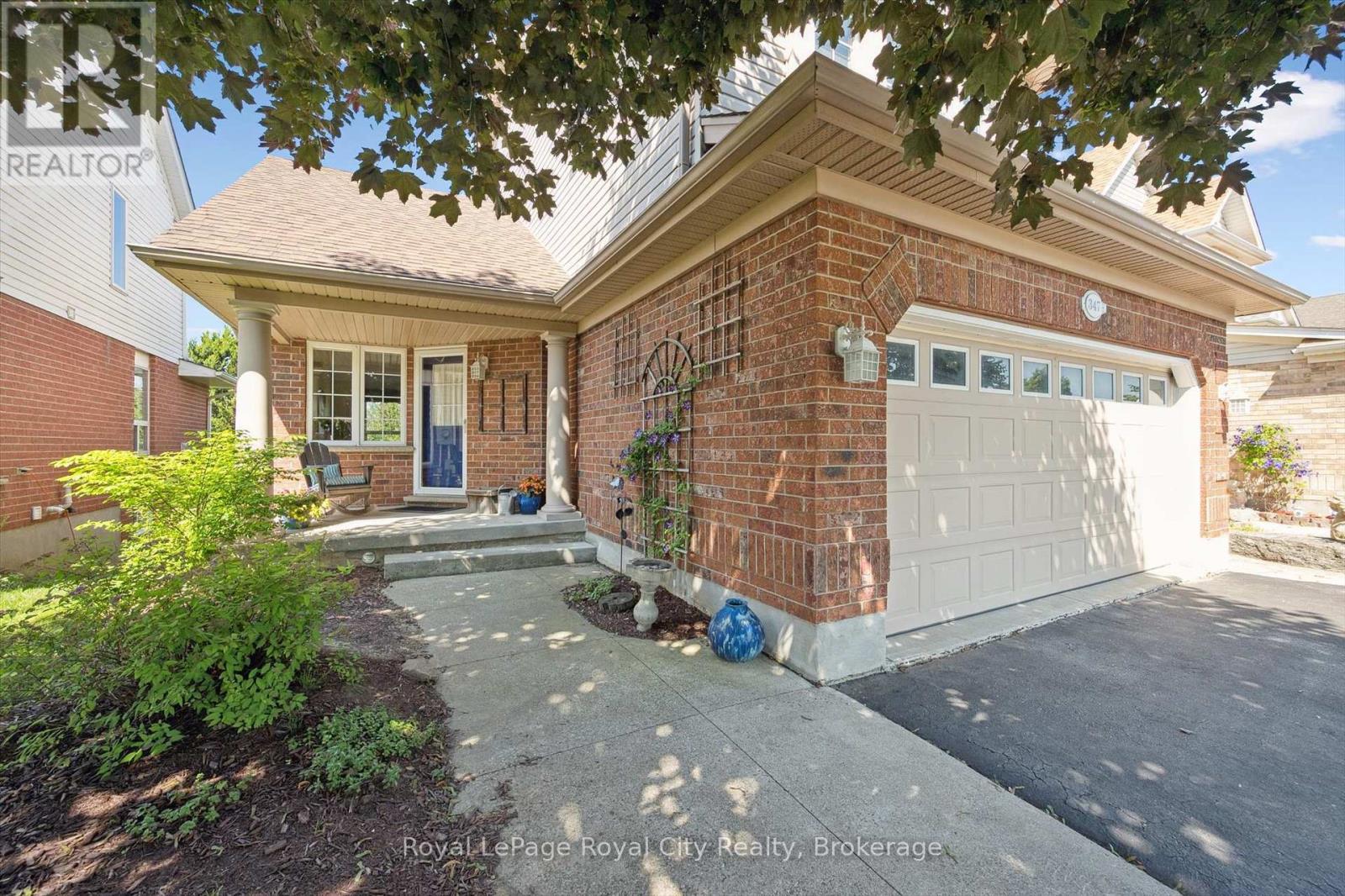 347 Starwood Drive, Guelph, Ontario  N1E 7A1 - Photo 6 - X12270154