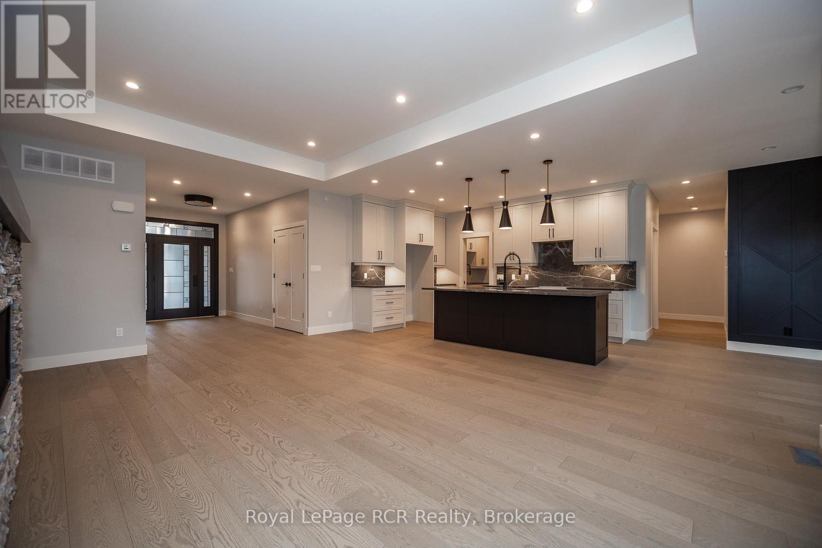 195 Boyd Lake Road, West Grey, Ontario  N0G 1S0 - Photo 15 - X12270163