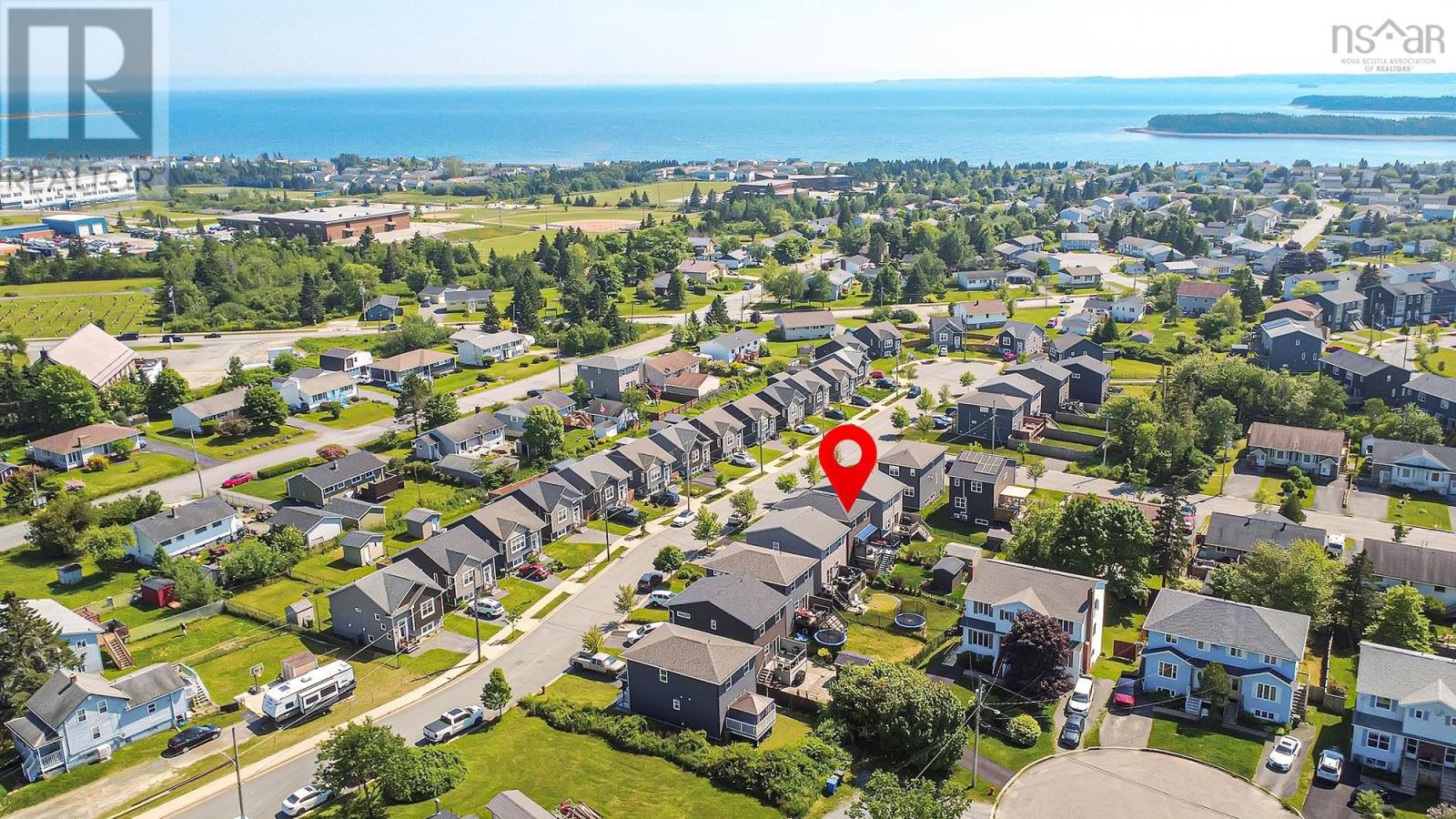 Property at 33 Boyne Court image 4