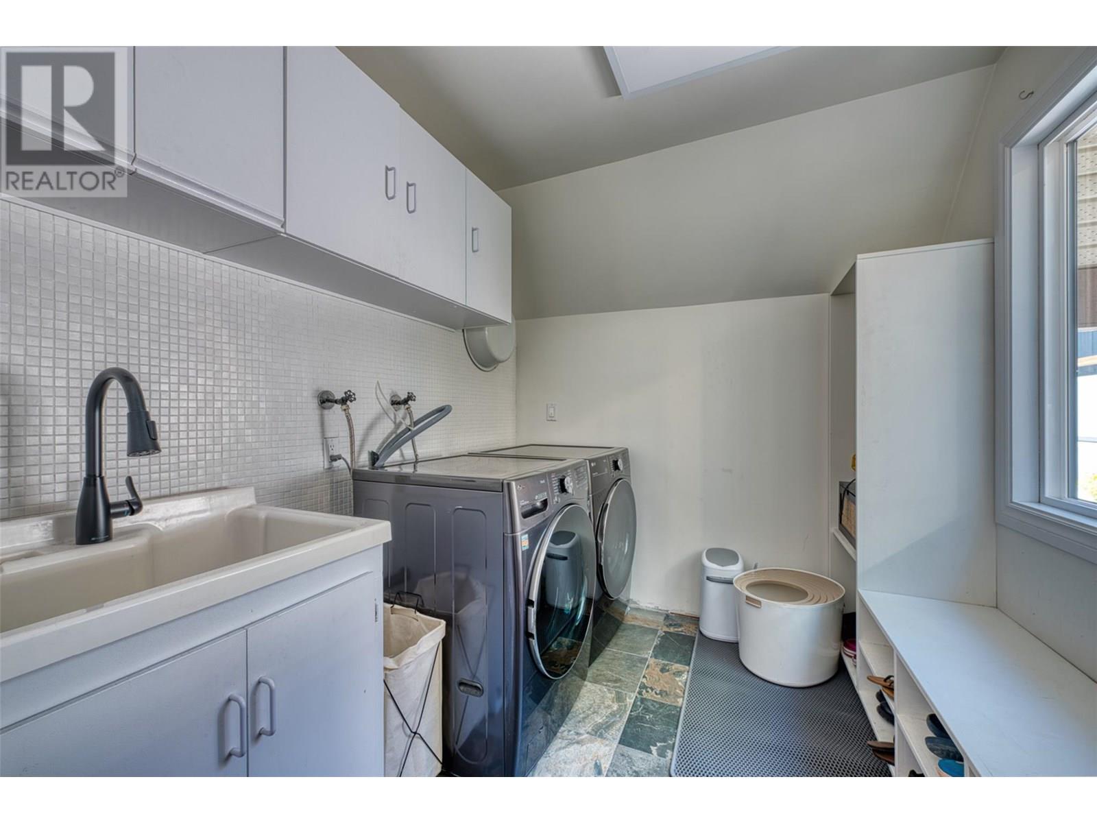 10775 Pinecrest Road, Vernon, British Columbia  V1H 2C1 - Photo 36 - 10354417
