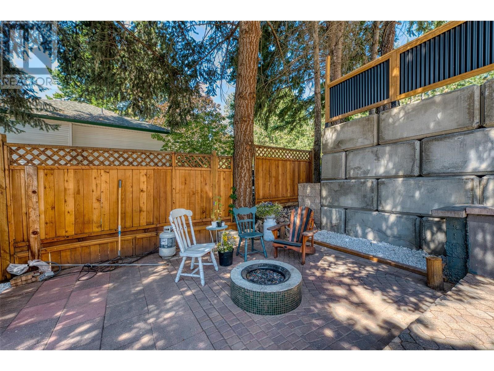 10775 Pinecrest Road, Vernon, British Columbia  V1H 2C1 - Photo 40 - 10354417