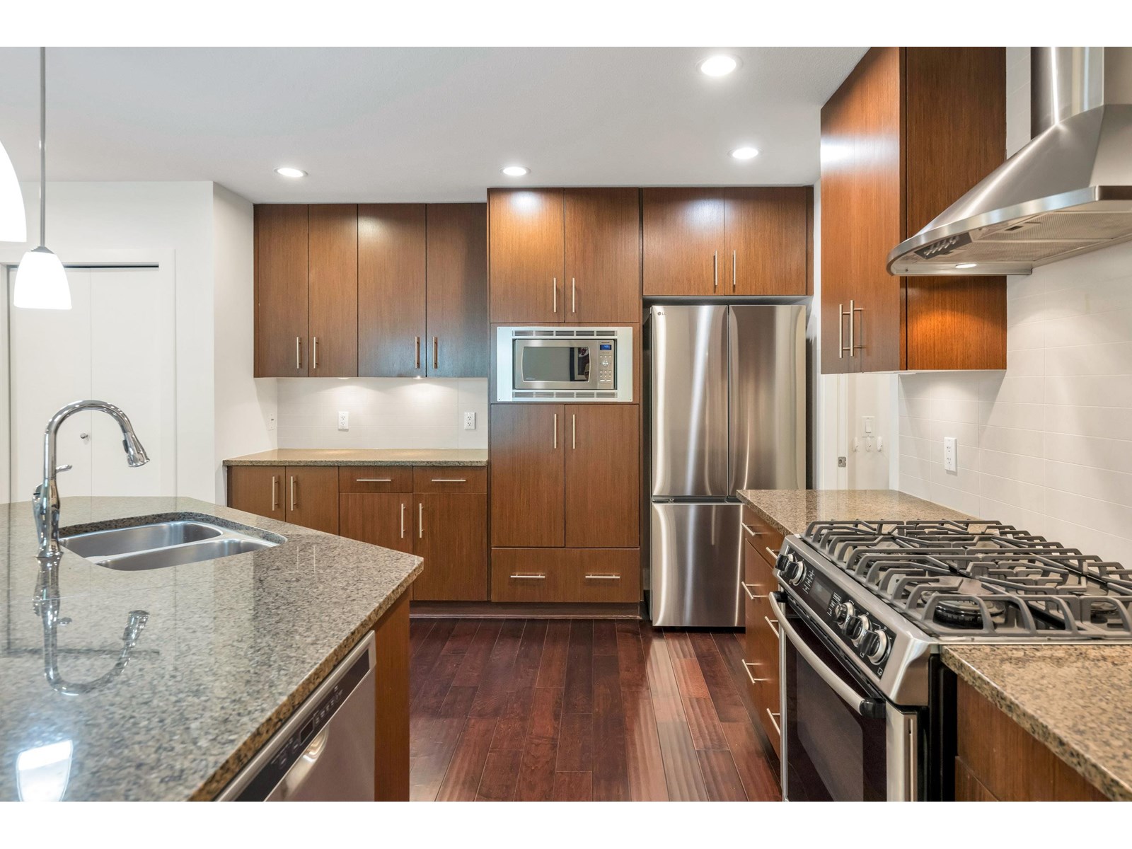 201 16421 64 Avenue, Surrey, British Columbia  V3S 6V7 - Photo 7 - R3023803