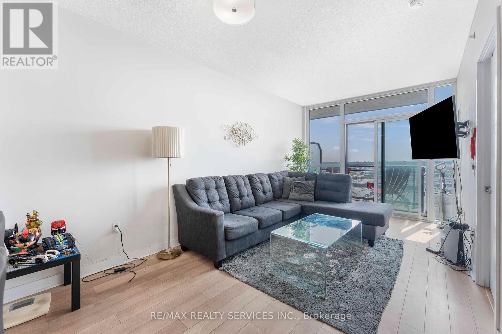 1506 - 3975 Grand Park Drive, Mississauga, Ontario  L5B 0K4 - Photo 12 - W12264552