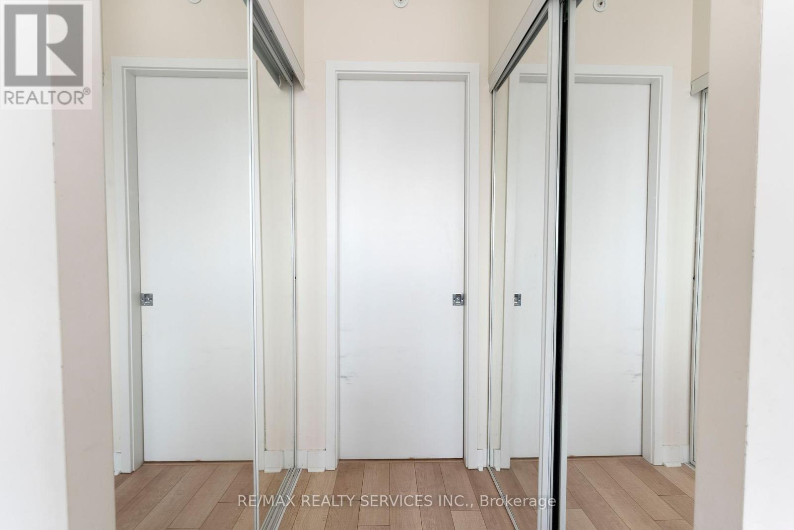 1506 - 3975 Grand Park Drive, Mississauga, Ontario  L5B 0K4 - Photo 18 - W12264552
