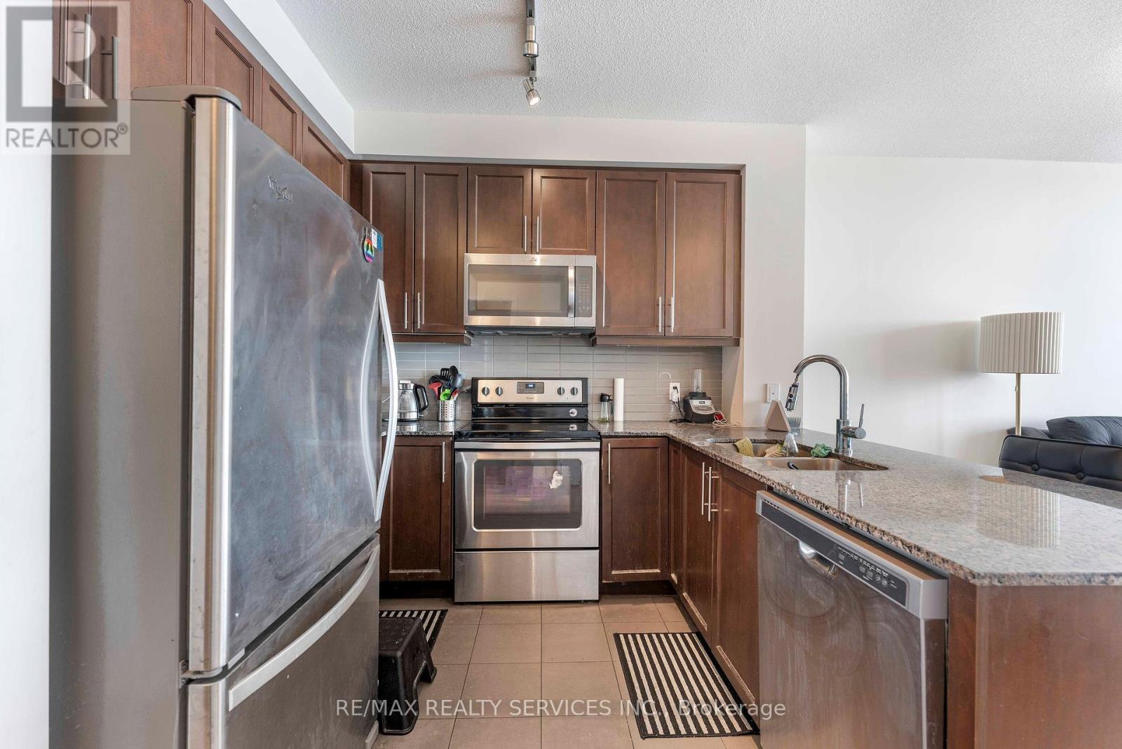 1506 - 3975 Grand Park Drive, Mississauga, Ontario  L5B 0K4 - Photo 6 - W12264552