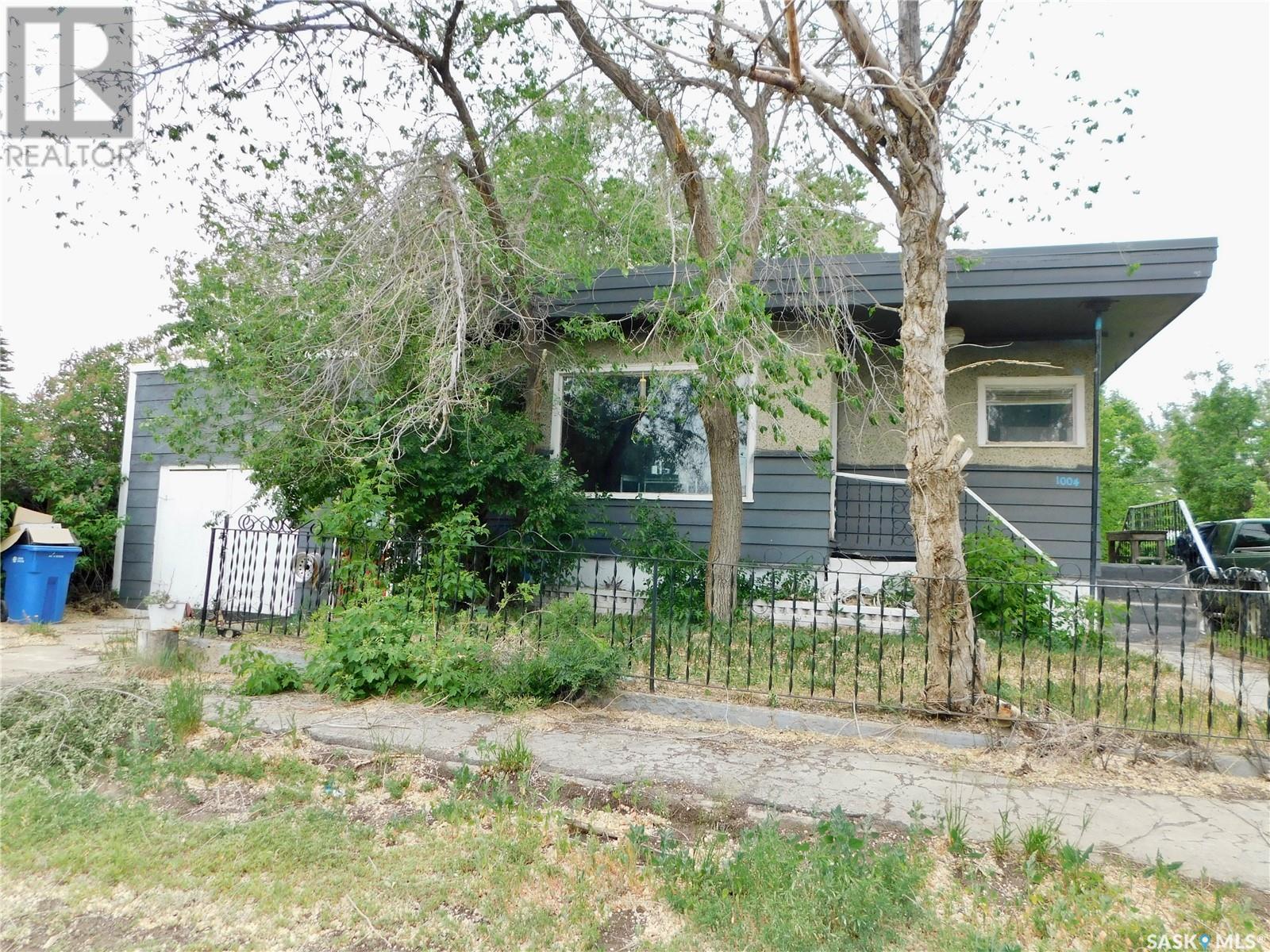 1004 2nd STREET N, rockglen, Saskatchewan