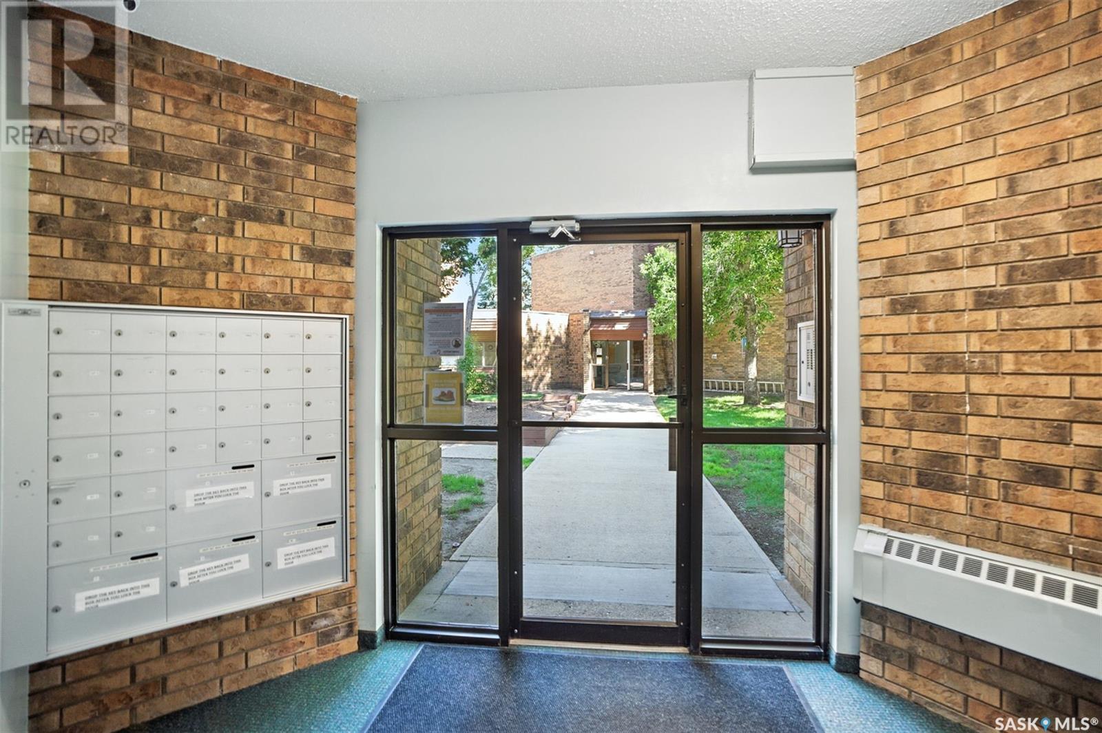 Property at 106 802C Kingsmere BOULEVARD image 4
