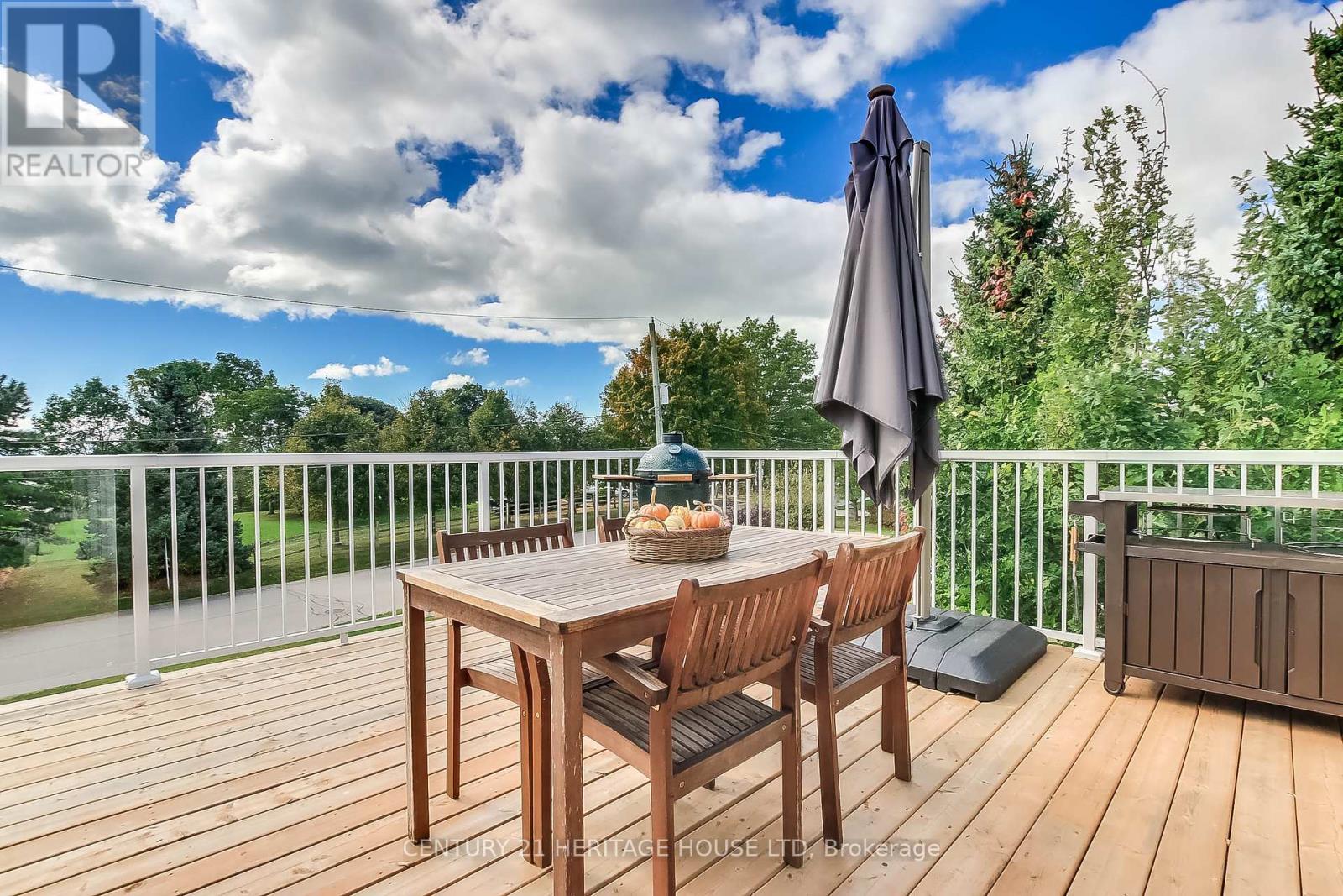 641 George Street, Central Elgin, Ontario  N5L 1H4 - Photo 27 - X12270336