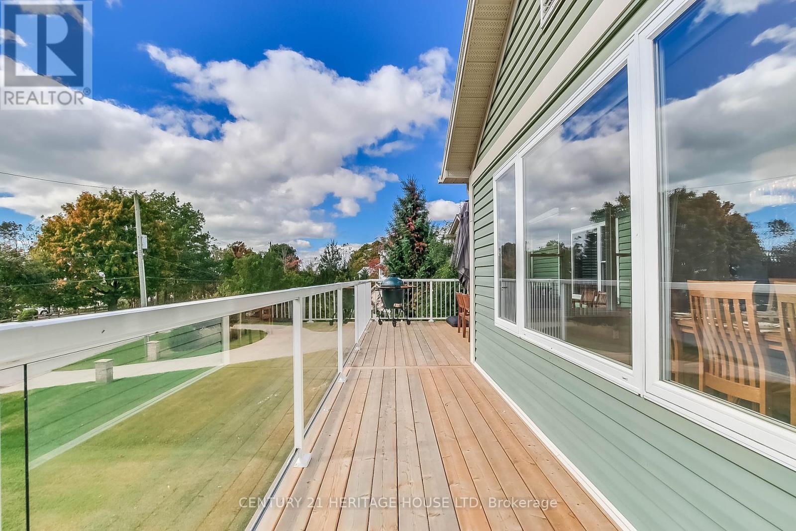 641 George Street, Central Elgin, Ontario  N5L 1H4 - Photo 30 - X12270336