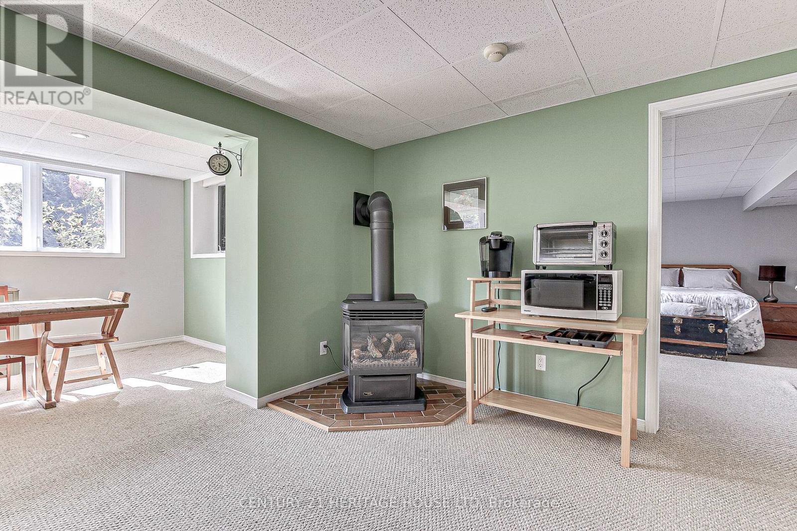 641 George Street, Central Elgin, Ontario  N5L 1H4 - Photo 32 - X12270336