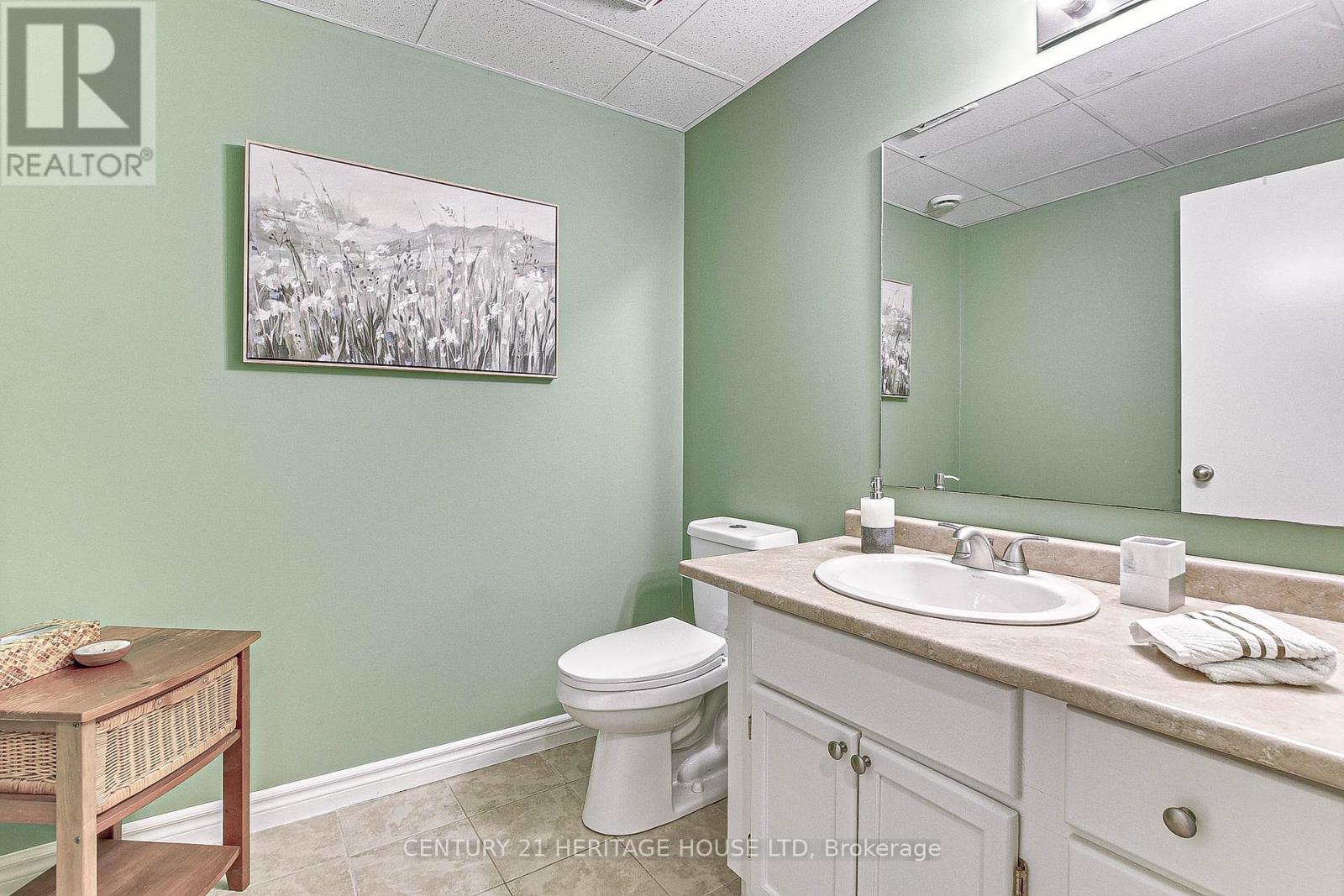 641 George Street, Central Elgin, Ontario  N5L 1H4 - Photo 35 - X12270336