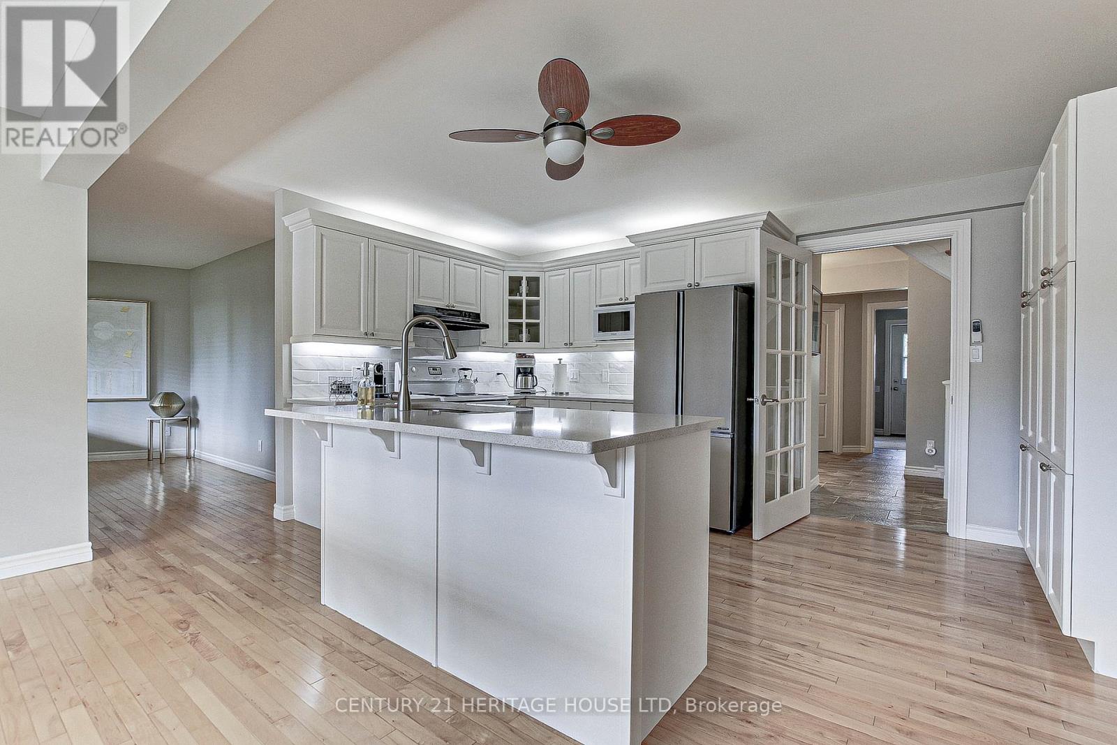 641 George Street, Central Elgin, Ontario  N5L 1H4 - Photo 4 - X12270336