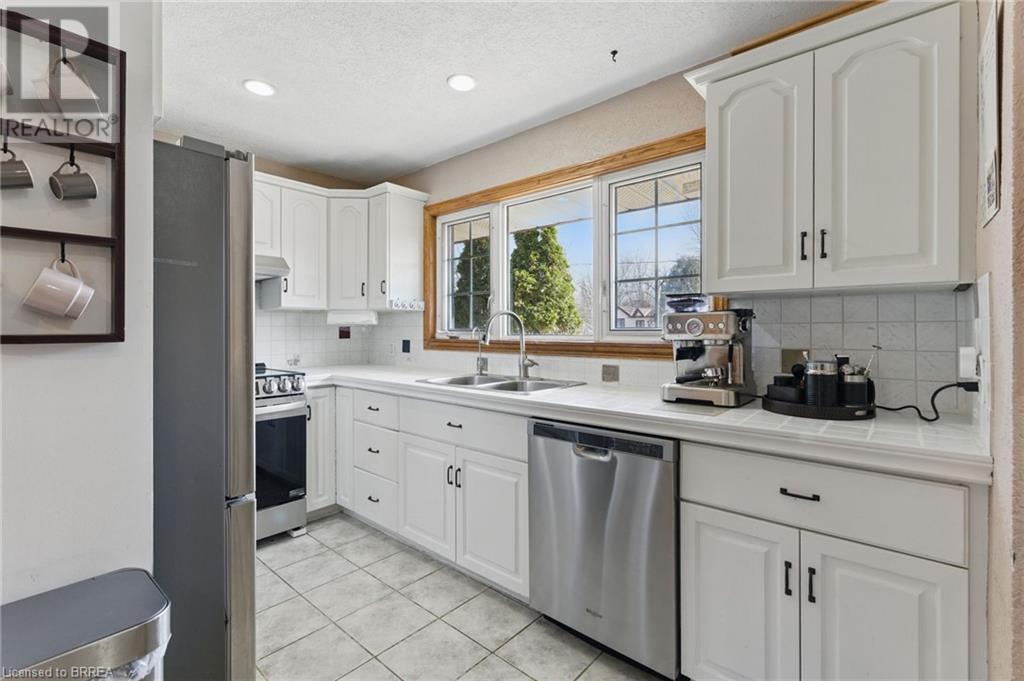 Property at 917 WINDHAM ROAD 11 image 5