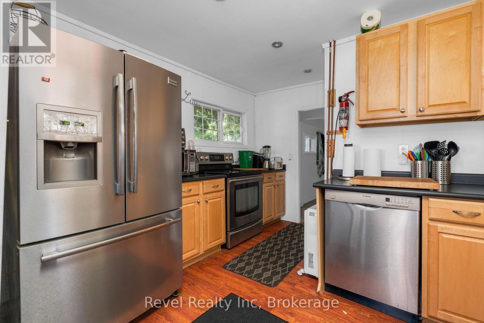 120 Andrew Drive, Tiny, Ontario  L9M 0B4 - Photo 8 - S12254697