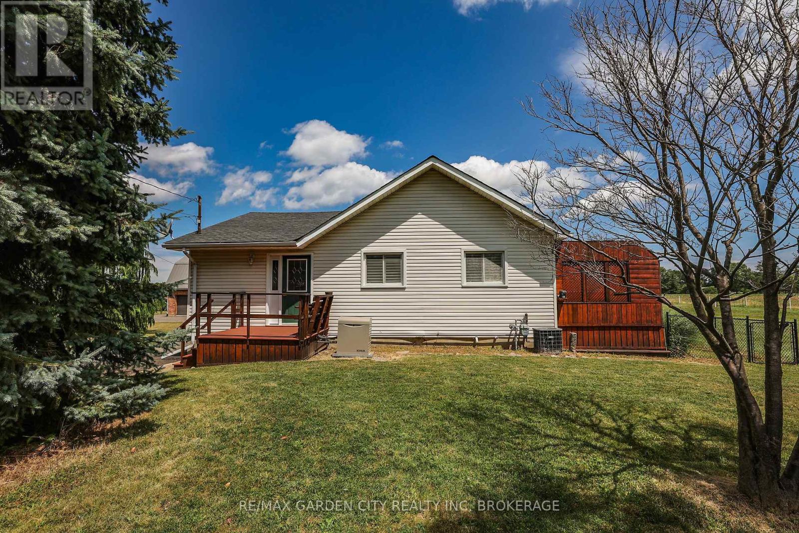 1951 King Street, Lincoln, Ontario  L2R 6P7 - Photo 14 - X12270330