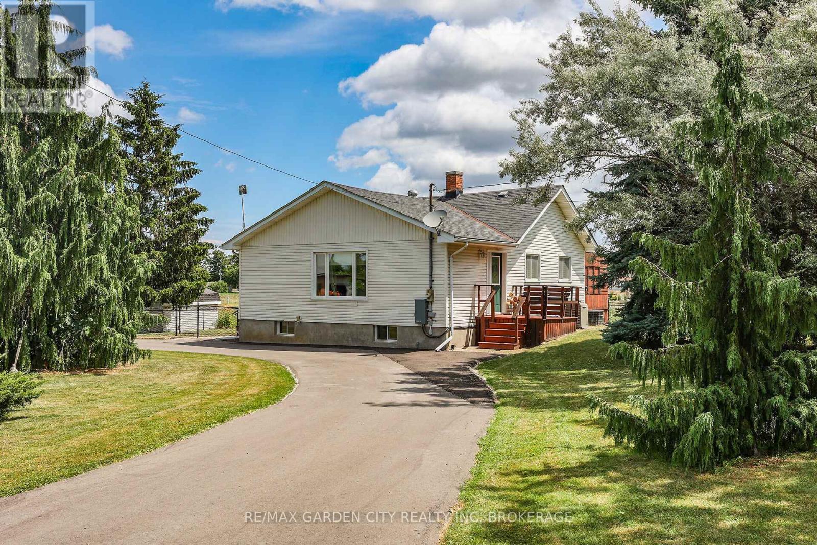 1951 King Street, Lincoln, Ontario  L2R 6P7 - Photo 15 - X12270330