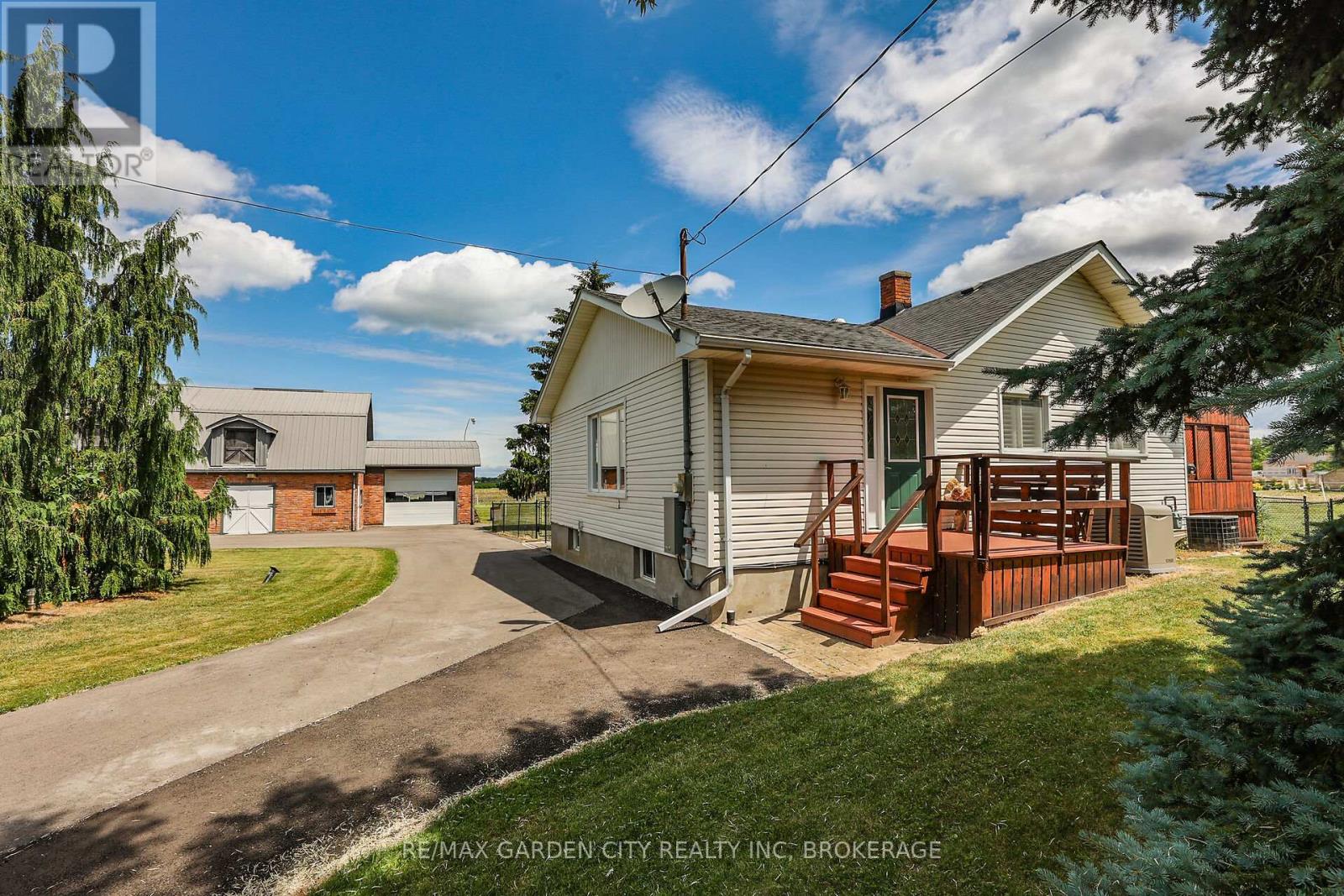 1951 King Street, Lincoln, Ontario  L2R 6P7 - Photo 3 - X12270330